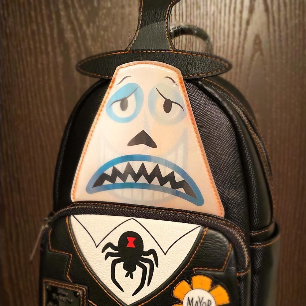 BNWT NBC Mayor halographic Loungefly mini backpack